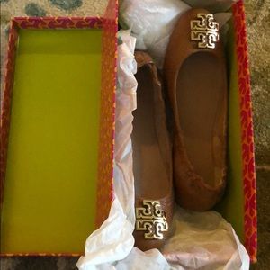 Tory Burch Melinda Ballet flat- size 5, royal tan